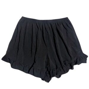 SO NIKKI • Black Ruffled Shorts